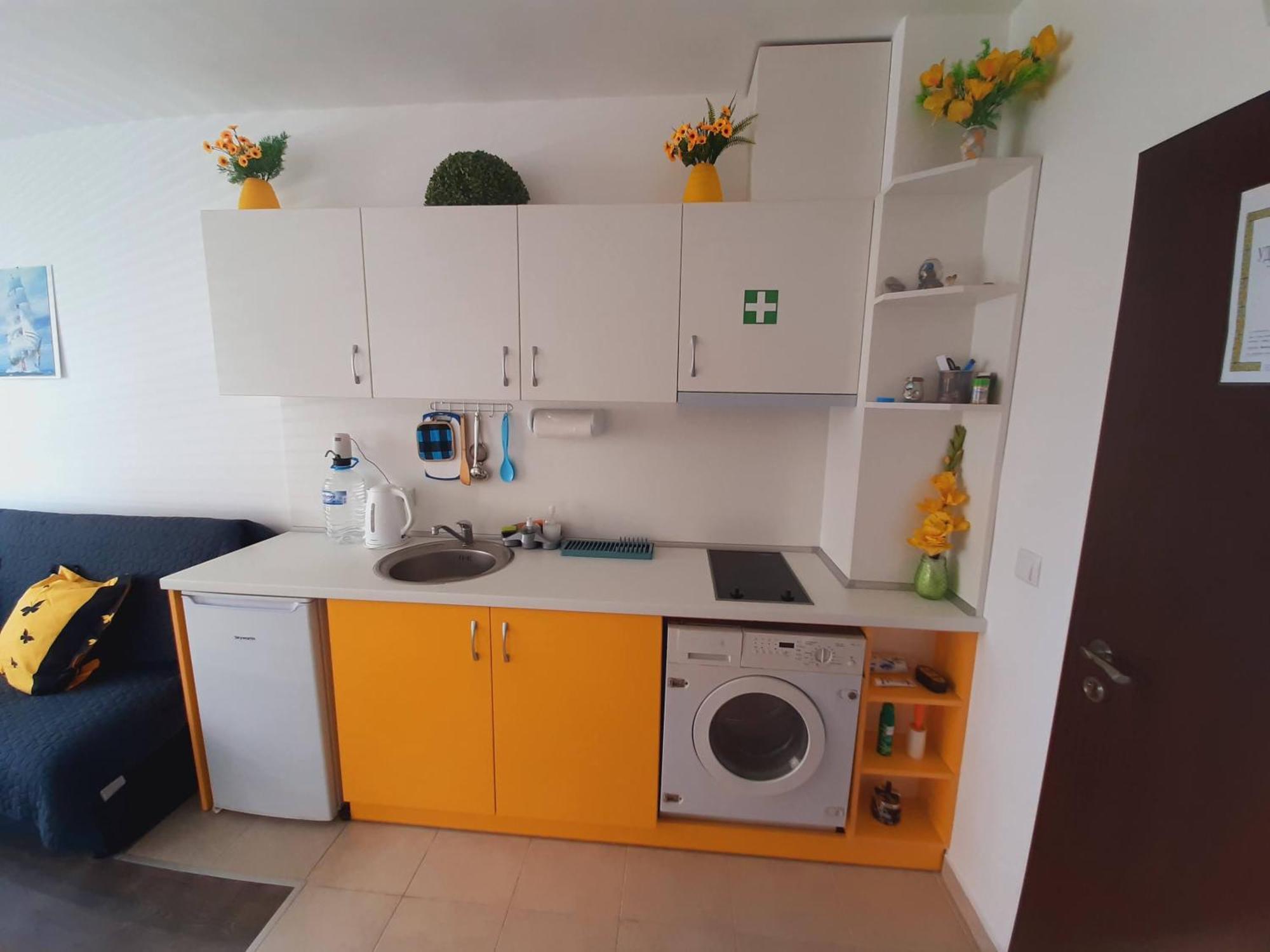 Apartment-Studio Daisy In Kiwi Gardens Complex ビャラ エクステリア 写真